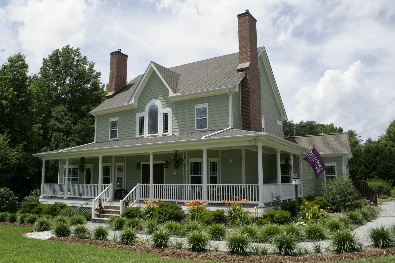 Seven Oaks Bed & Breakfast High Point Exterior photo
