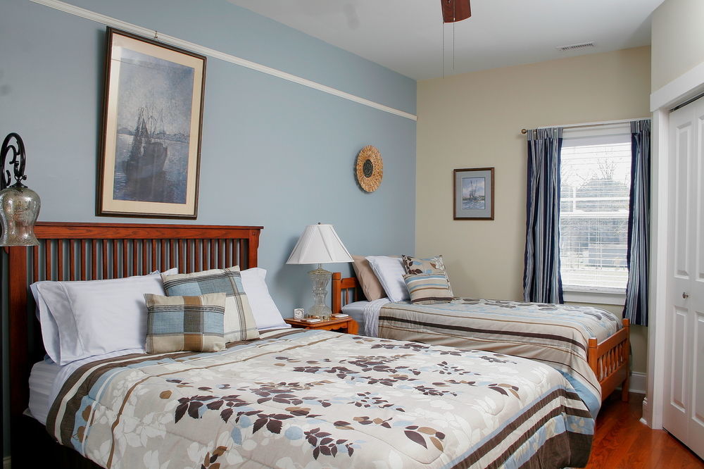 Seven Oaks Bed & Breakfast High Point Exterior photo